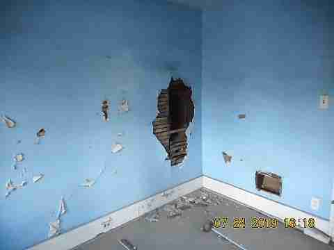 6700 Clifton (34)_m.jpg